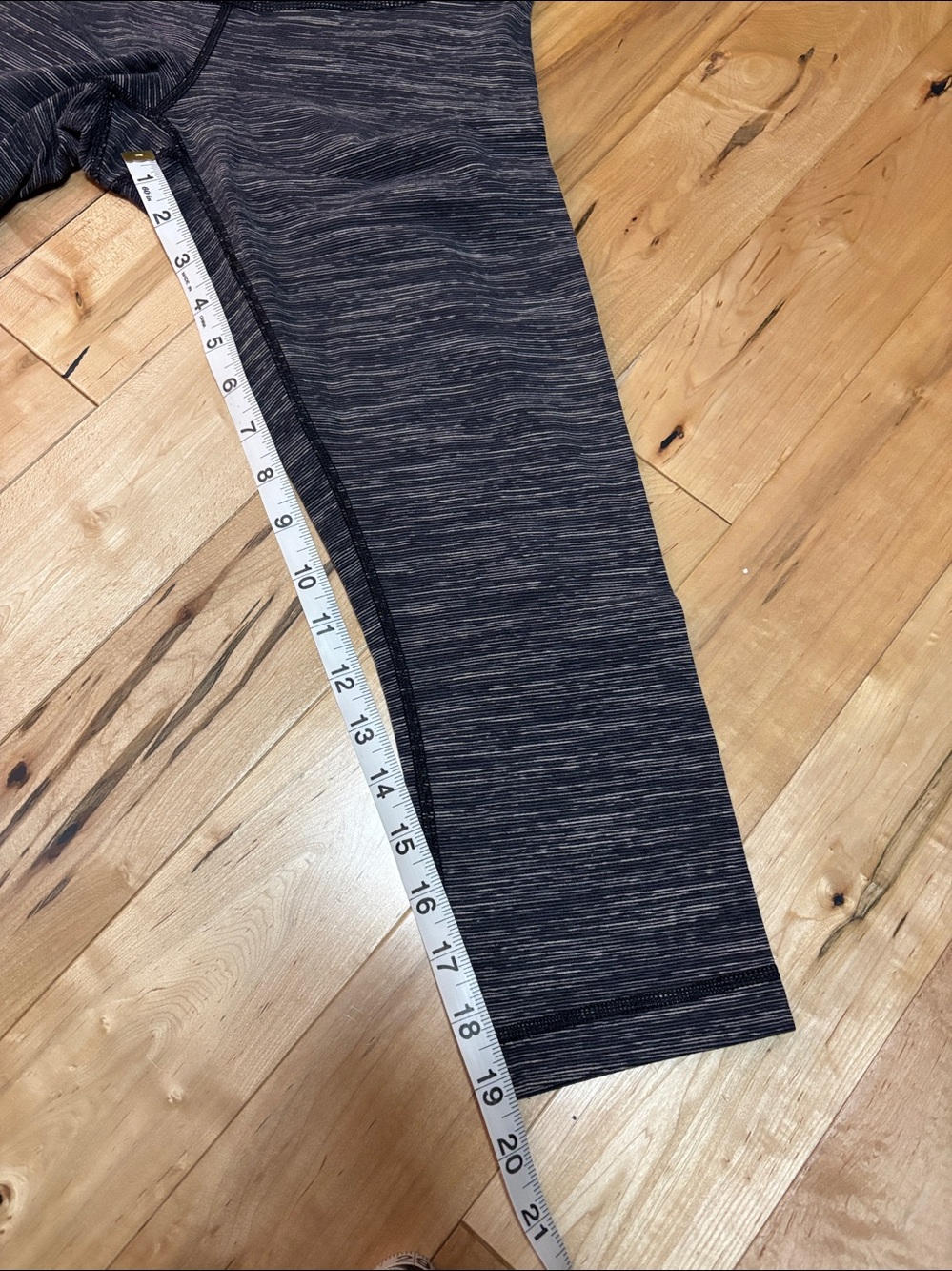 lululemon capris - Picture 5 of 5
